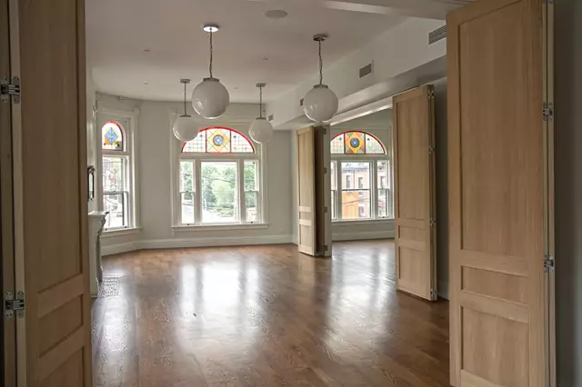 Special Event Venues: Peter Pan Bistro 4