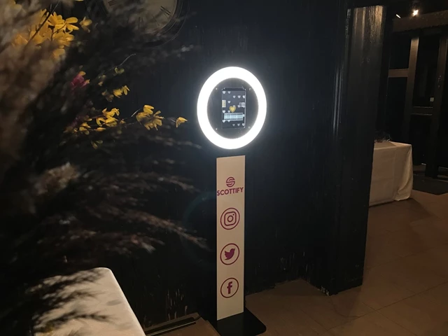 Photo Booth by Scottify, Toronto