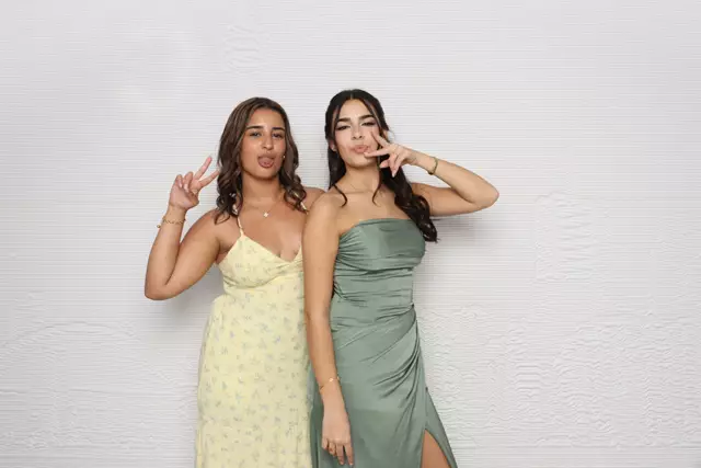 Photo Booths: Photobooth Guys 22