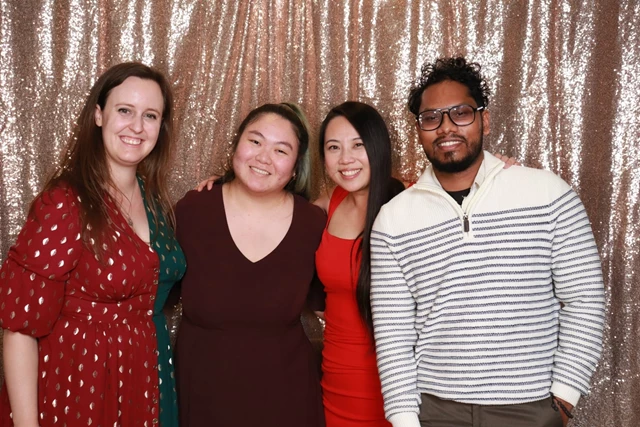 Photo Booths: Photobooth Guys 17