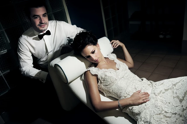 On your wedding day, try to schedule enough time for your photo session. We recommend 2 hours of one-on-one time with your photographer