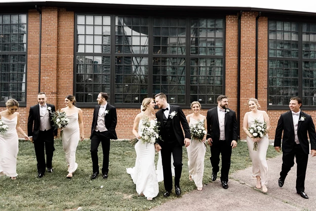 Florists: Popis Flowers & Boutique 25