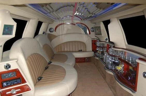 Prince Limo, Milton