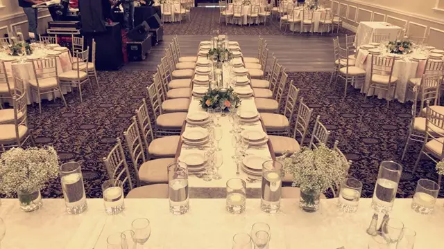 Banquet Halls: Red Rose Convention Centre 16