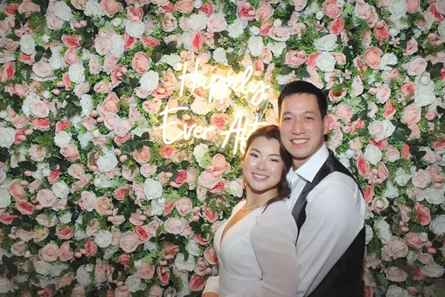 Photo Booths: Revolve Event Services 4