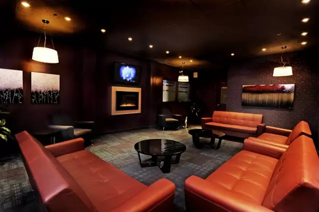 Entertainment Venues: Rinx 5