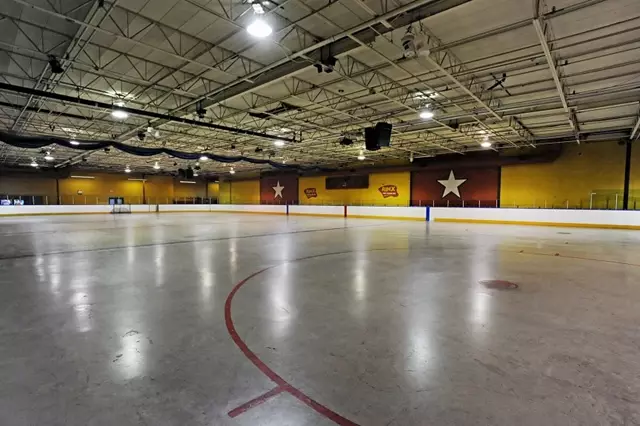 Entertainment Venues: Rinx 5
