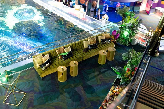 Galleries/Museums: Ripley's Aquarium of Canada 9