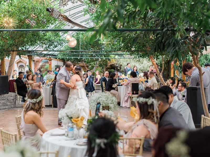 Madsen's Greenhouse by Rita Kravchuk Toronto Wedding Photographer