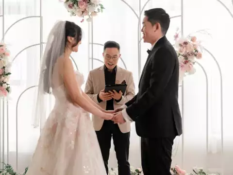 Roy Pro Officiant