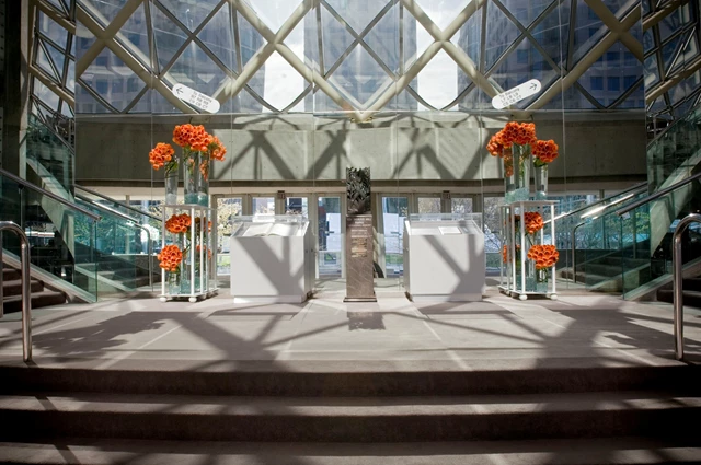 Concert Spaces: Roy Thomson Hall 8