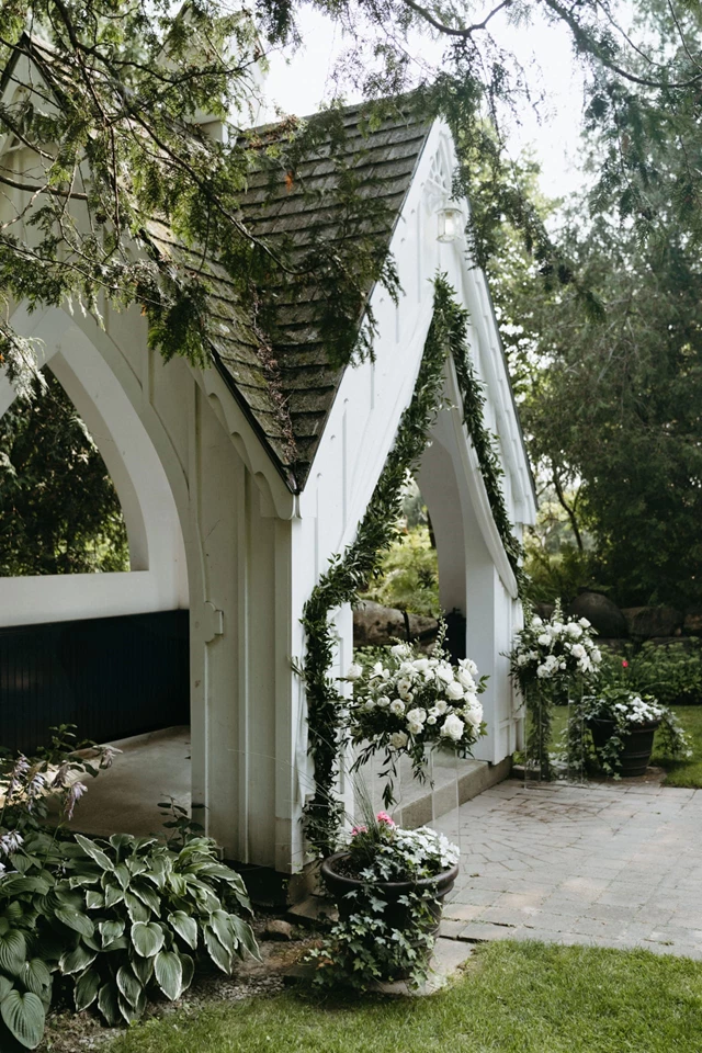 Golf & Country Clubs: Royal Ashburn Golf Club 17