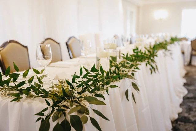 Golf & Country Clubs: Royal Ashburn Golf Club 10