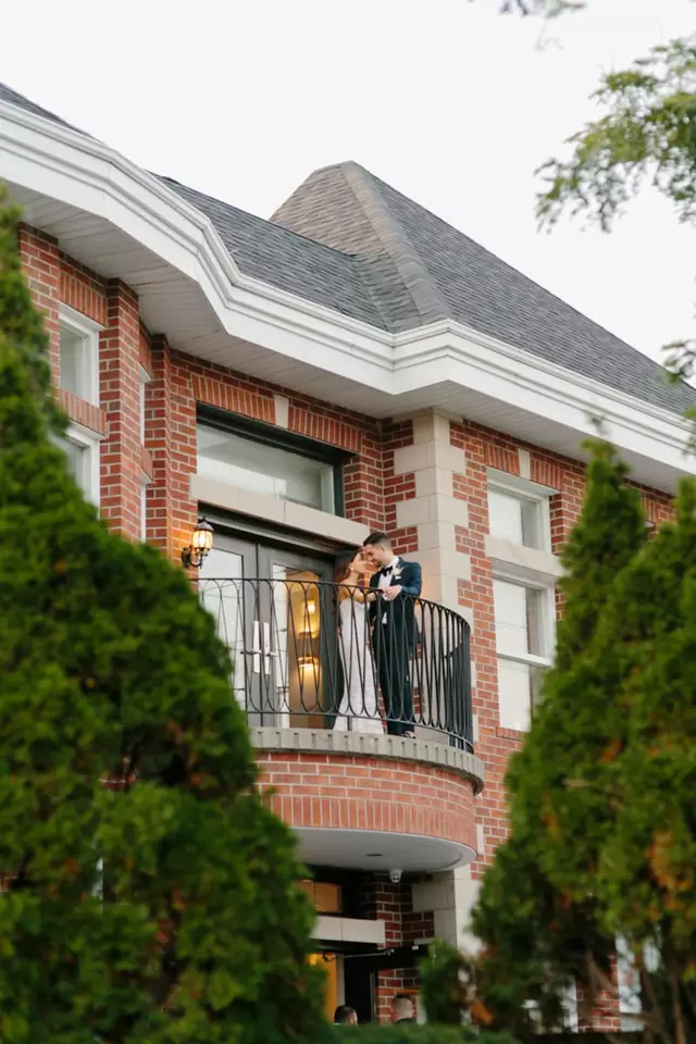 Banquet Halls: Royal Venetian Mansion 21