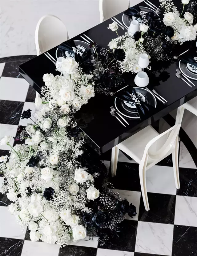 Banquet Halls: Royal Venetian Mansion 8