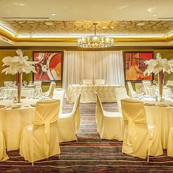 Banquet Halls: Ruth's Chris Steakhouse Niagara Falls 11