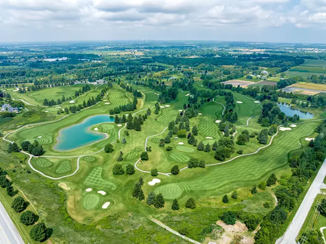 Restaurants: Ruth's Chris Steakhouse Niagara Falls 10