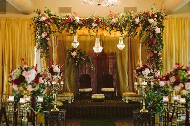 Glamorous & Rustic Wedding