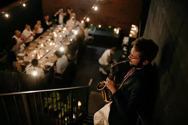 Restaurants: Sara Restaurant 12