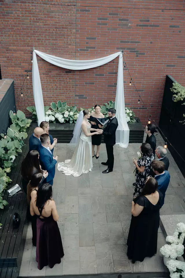 Restaurants: Sara Restaurant 4