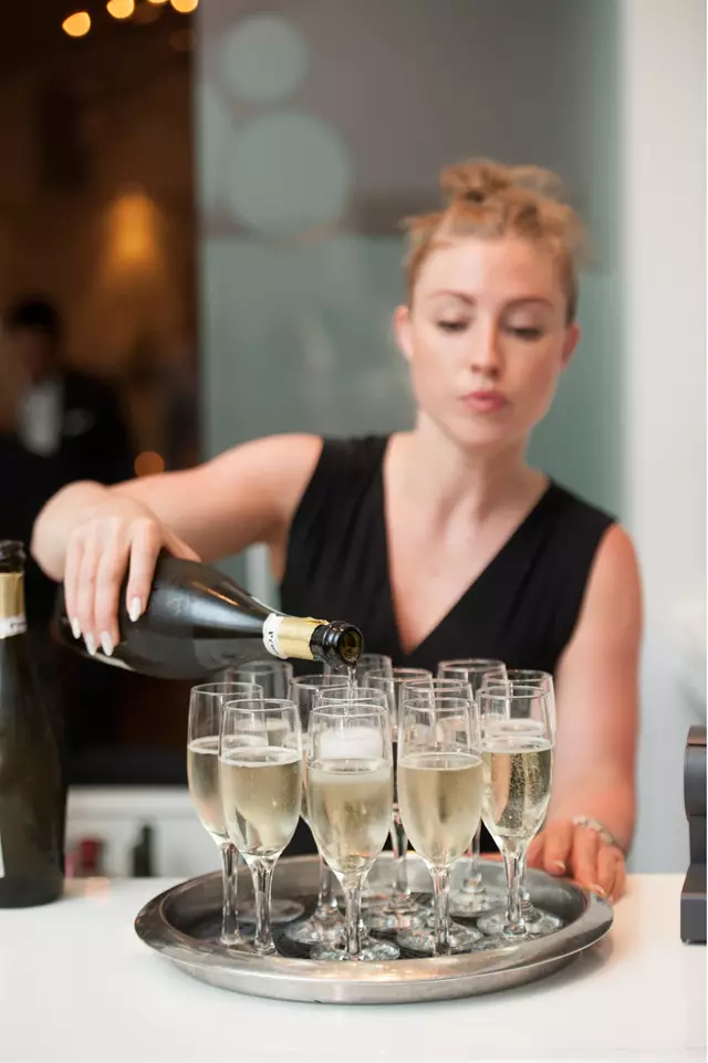 Restaurants: Sassafraz 18