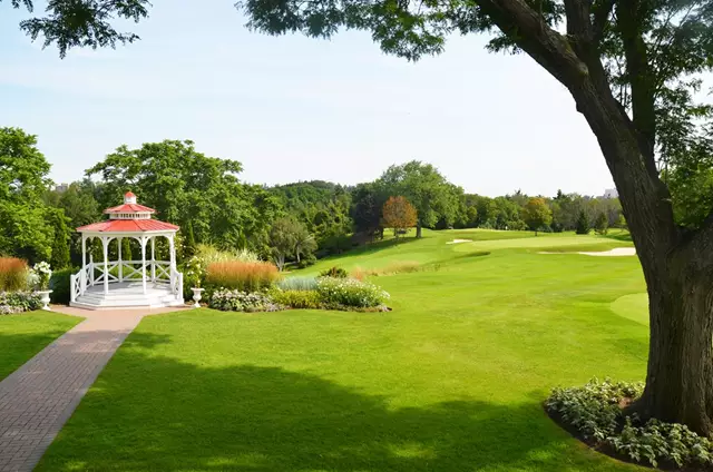 Golf & Country Clubs: Scarboro Golf & Country Club 4