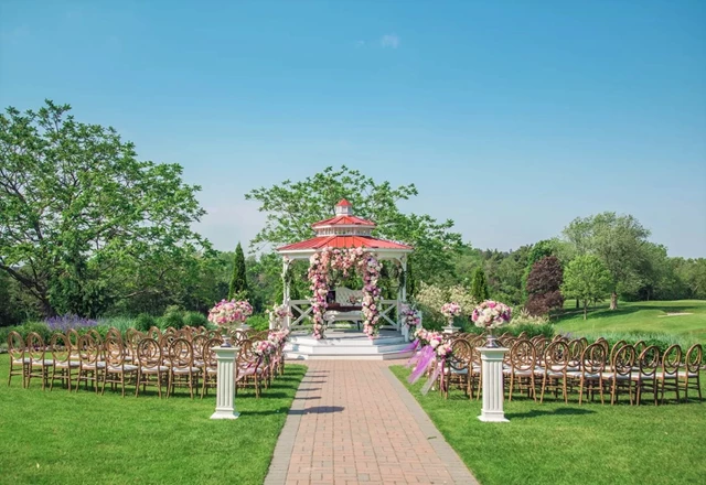 Golf & Country Clubs: Scarboro Golf & Country Club 1