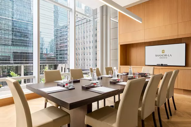 Hotels: Shangri-La Hotel, Toronto 4