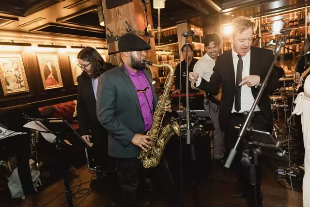 Live Music & Bands: Sly Fox 9