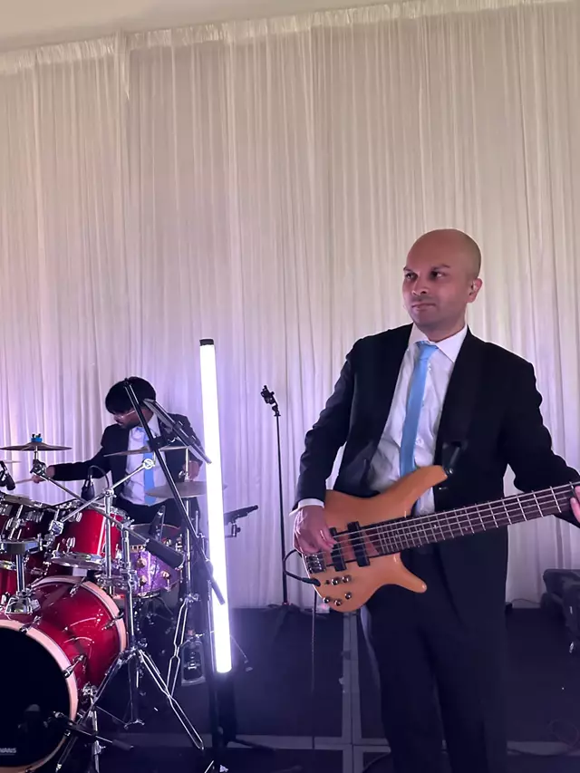 Live Music & Bands: Sonic Shift Live Music 3