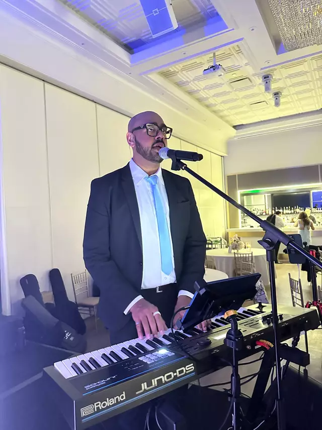 Live Music & Bands: Sonic Shift Live Music 5