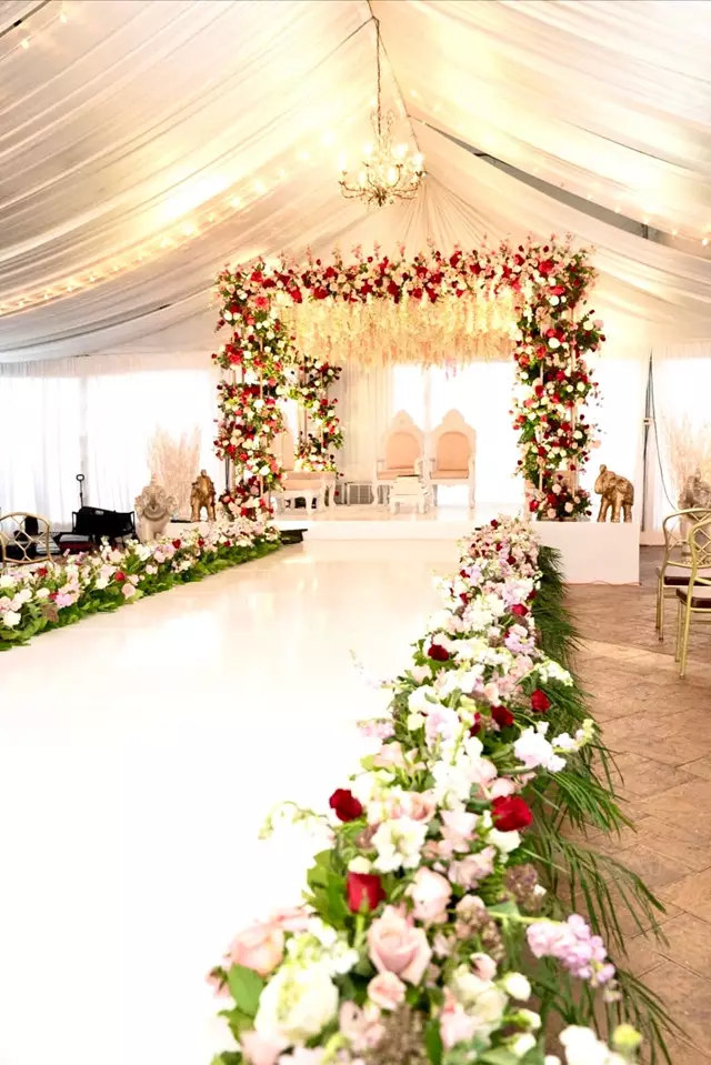 Event Décor: Source Wedding and Events 12