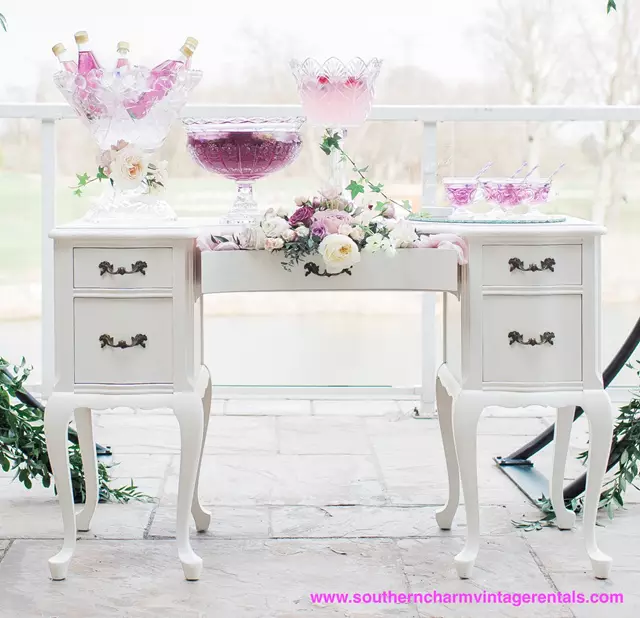 Event Rentals: Southern Charm Vintage Rentals 2