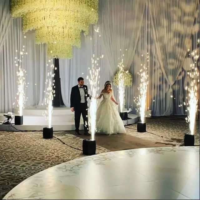 Entertainment: Sparking Moments 5