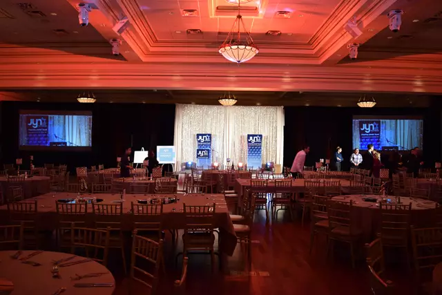 Audio / Visual: Spotlight Audio Visual 24