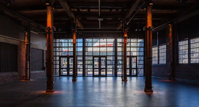 Breweries: Steam Whistle Brewery 9
