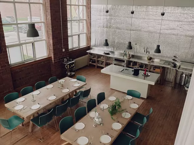 Loft & Studio Spaces: Studio 102 6