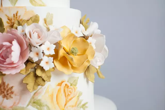 Wedding Cakes: Sugar Suite 3