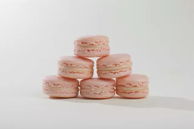 Wedding Cakes: Sugar Suite 4