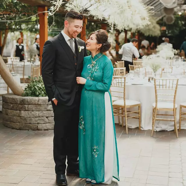 Photographers: Summerhill Weddings 5