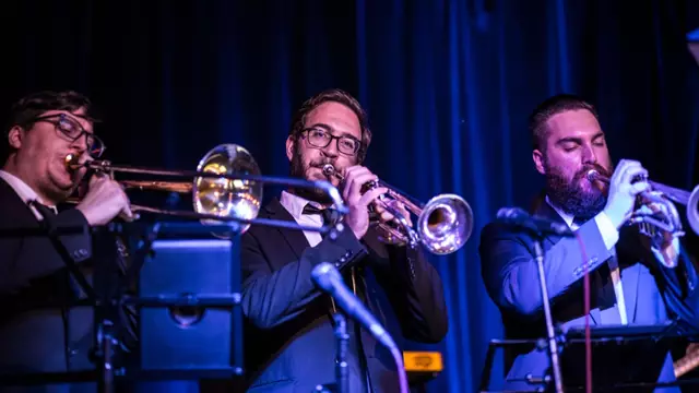 Live Music & Bands: Supersonic Hearts Band 21