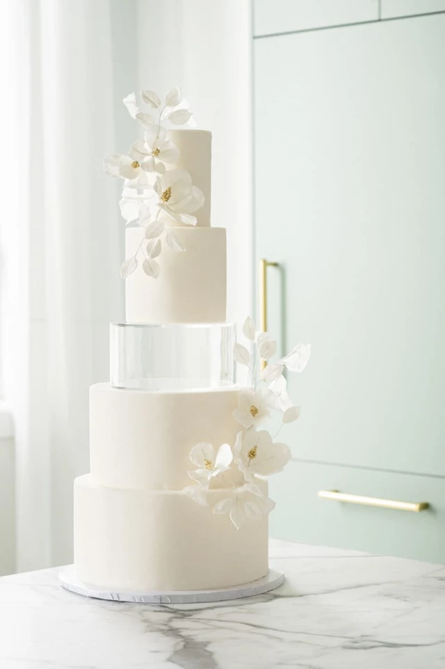 Wedding Cakes: Sweet Selena's Desserts 5