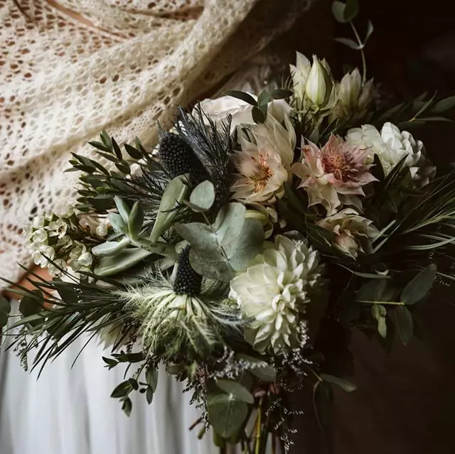 Florists: Sweetpea's 4