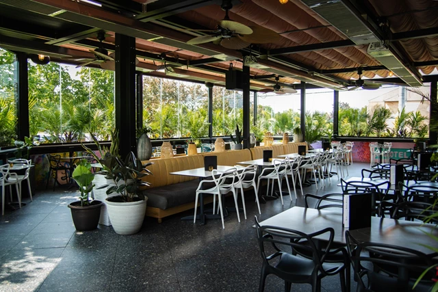 Restaurants: Taps Public House 9