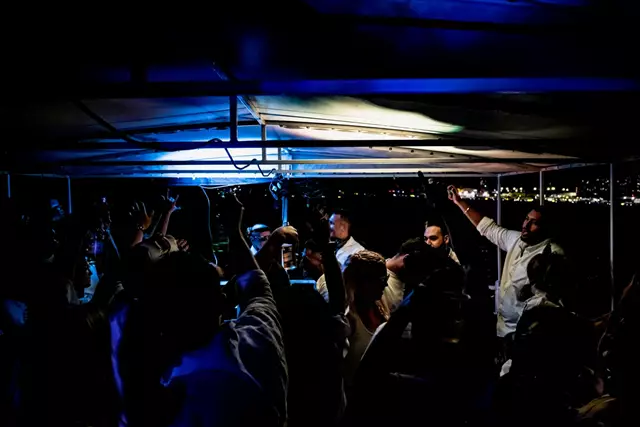 Disc Jockey's / DJs: Taurus Entertainment 20