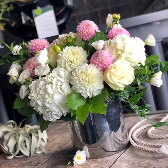 Florists: Terrain Flowers 4