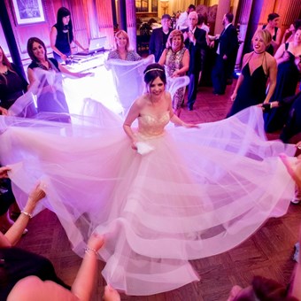 Photographers: The Art of Weddings 6