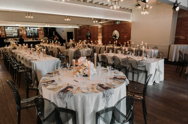 Lincoln Hall Wedding Reception at The Broadview Hotel (Photography by Lydia Ivy)