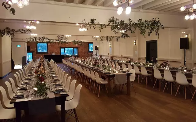 Hotels: The Broadview Hotel 4
