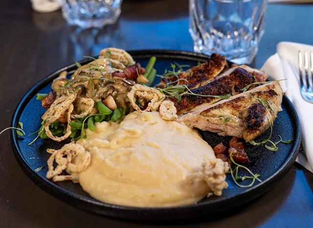 The Carbon Bar, Toronto